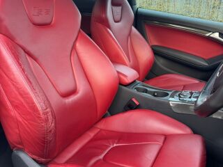 Audi S5 4.2 260кВ