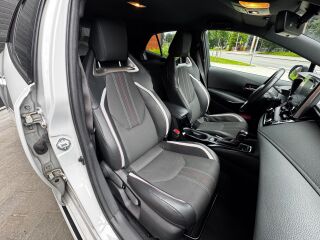 Toyota Corolla GR Sport Hybrid 2.0 112кВ