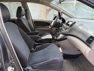 Mitsubishi Grandis Comfort 2.0 Di-D 100kW