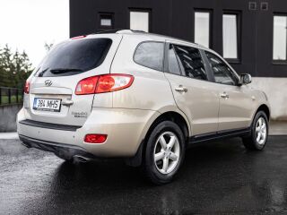 Hyundai Santa Fe 2.7 139кВ
