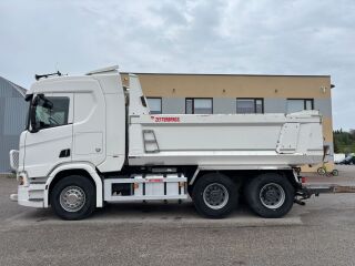 Scania R580 6x4 EURO6 + RETARDER +   BOX + VIBRATOR 427kW