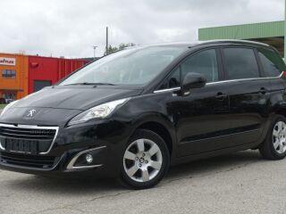 Peugeot 5008 Style Facelift 1.6 R4 HDi 84kW