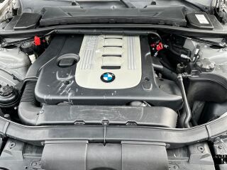 BMW 330 3.0 170kW