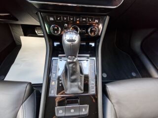 Skoda Superb LAURIN&KLEMENT 4X4 2.0 R4 TDI 140kW