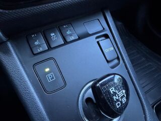 Toyota Auris 1.8 73kW