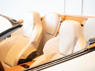 Aston Martin DB9 5.9 336kW