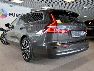Volvo V60 AWD T6 H&K ULTIMATE BRIGHT XENIUM PRO INTELLI  2.0 T6 Long Range Plug-in 293kW