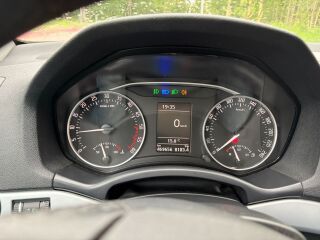 Skoda Octavia 1.6 77кВ