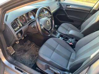 Volkswagen Golf 1.6 81kW