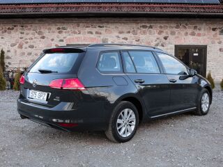 Volkswagen Golf 1.2 77kW