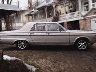 Dodge Dart 3.7 R6 82kW