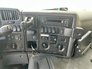 Scania P230 4X2 EURO5 + JOAB ANACONDA 13,3m3 167kW