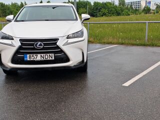 Lexus NX 300h 2.5 114kW