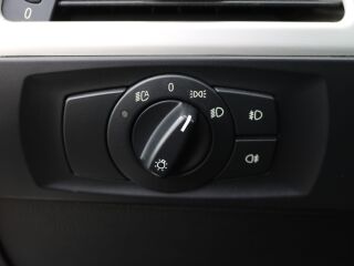 BMW 330 M-pakett 3.0 220кВ
