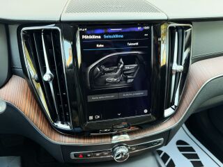 Volvo XC60 AWD Luxury Inscription FaceLift MY23 2.0 T6 Twin-Engine PLUG-IN-HYBRID LONG RANGE 293kW