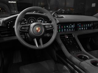 Porsche Taycan GTS 440кВ