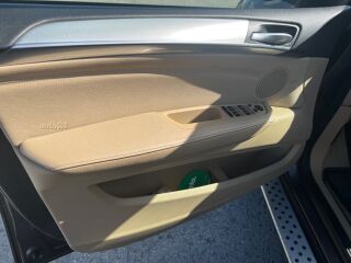 BMW X5 3.0 225кВ