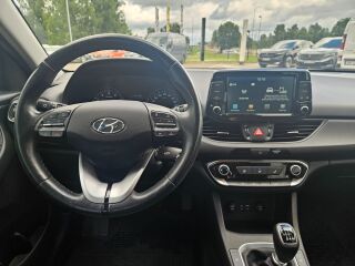 Hyundai i30 1.4 73kW