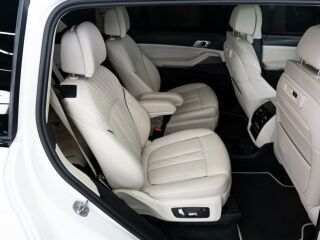 BMW X7 xDrive40d M-Sportpakett 3.0 250kW
