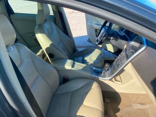Volvo XC60 2.4 120кВ