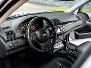 BMW X5 Shadowline IS-pakett Facelift 3.0 160kW