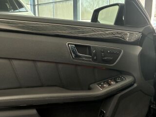 Mercedes-Benz E 500 AMG 5.5 V8 285kW