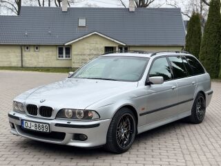 BMW 540 4.4 V8 210kW