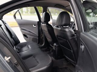 Nissan Primera 2.2 93kW