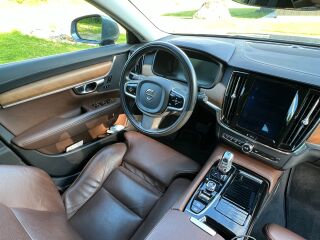 Volvo V90 T8 AWD Inscription 2.0 T8 Twin-Engine PLUG-IN-Hybrid 251kW