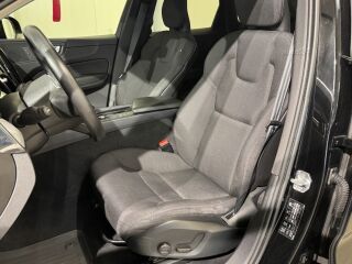 Volvo XC60 B4 AWD Momentum Edt 2.0 145kW