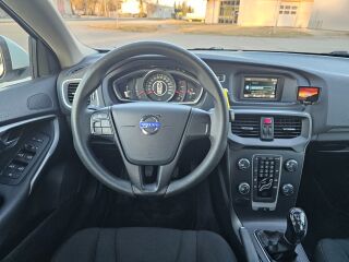 Volvo V40 1.6 84кВ