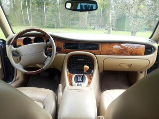 Jaguar Sovereign 3.2 174kW