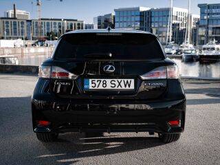 Lexus CT 200h 1.8 73kW