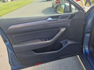 Volkswagen Passat 2.0 176kW