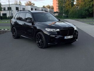 BMW X7 3.0 195kW