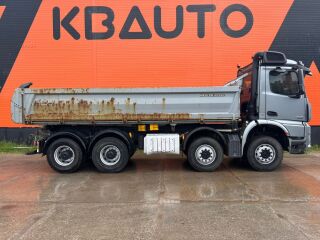 Mercedes-Benz Arocs 3235 8x4 260kW