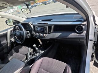 Toyota RAV4 2.0 111kW