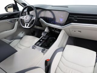 Volkswagen Touareg 4Motion 3.0 210кВ