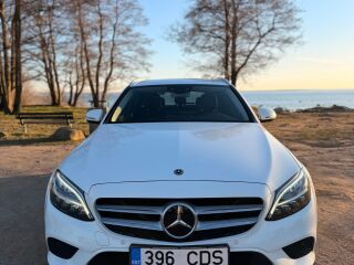 Mercedes-Benz C 220 2.0 143kW