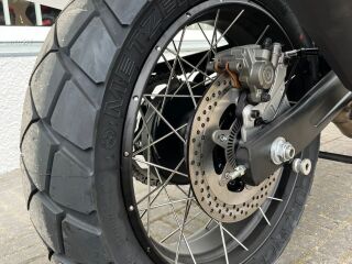 QJ Motor SRT 600 SX kohvritega 41kW