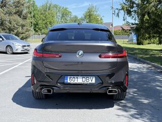 BMW X4 xDrive 30i MHEV M sportpakett 2.0 180kW