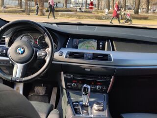 BMW 530 GT F07 LCI Gran Turismo xDrive M-Sport Shadowl 3.0 R6 TwinPower Turbo 190kW