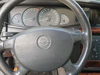 Opel Omega B-Caravan 2.2 R4 106kW