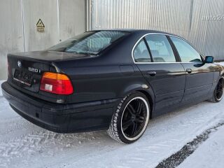 BMW 520 Individual 2.2 R6 125kW