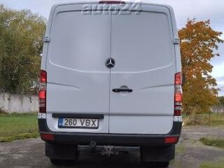 Mercedes-Benz Sprinter 519 BlueTec 3.0 V6 140kW