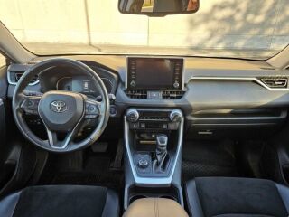 Toyota RAV4 2.5 131kW