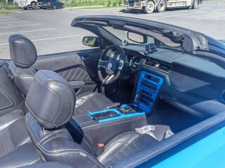 Ford Mustang 3.7 227кВ