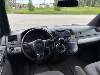 Volkswagen Multivan 2.5 128kW