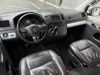 Volkswagen Multivan Highline 4motion 2.0 132кВ
