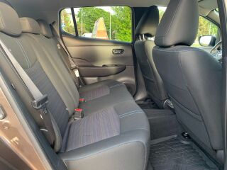 Nissan LEAF N-Connecta 90kW